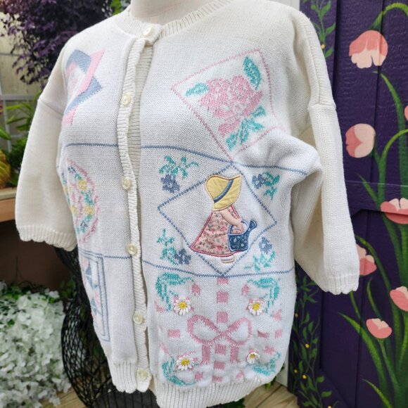 Vintage 1980's White Cotton Cardigan with Crochet Flowers, Quilt Bonnet Cottage - Picture 6 of 15